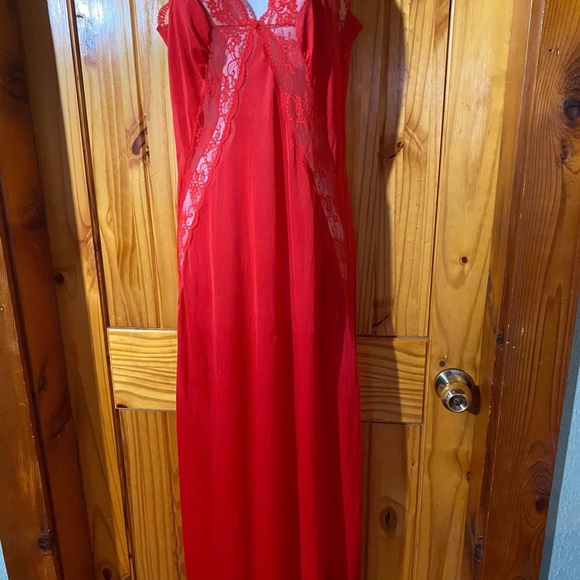 Vintage Red Texasheen Peignoir Set - Picture 2 of 11